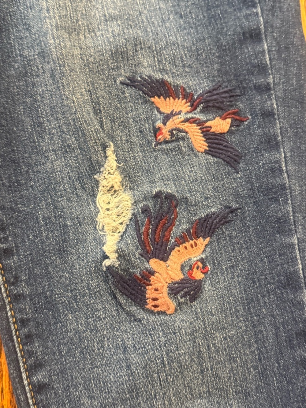 Kensie Skinny Ankle Jeans Embroidered Bird Denim Sz 8 / 29 Phoenix Japanese - Picture 4 of 16